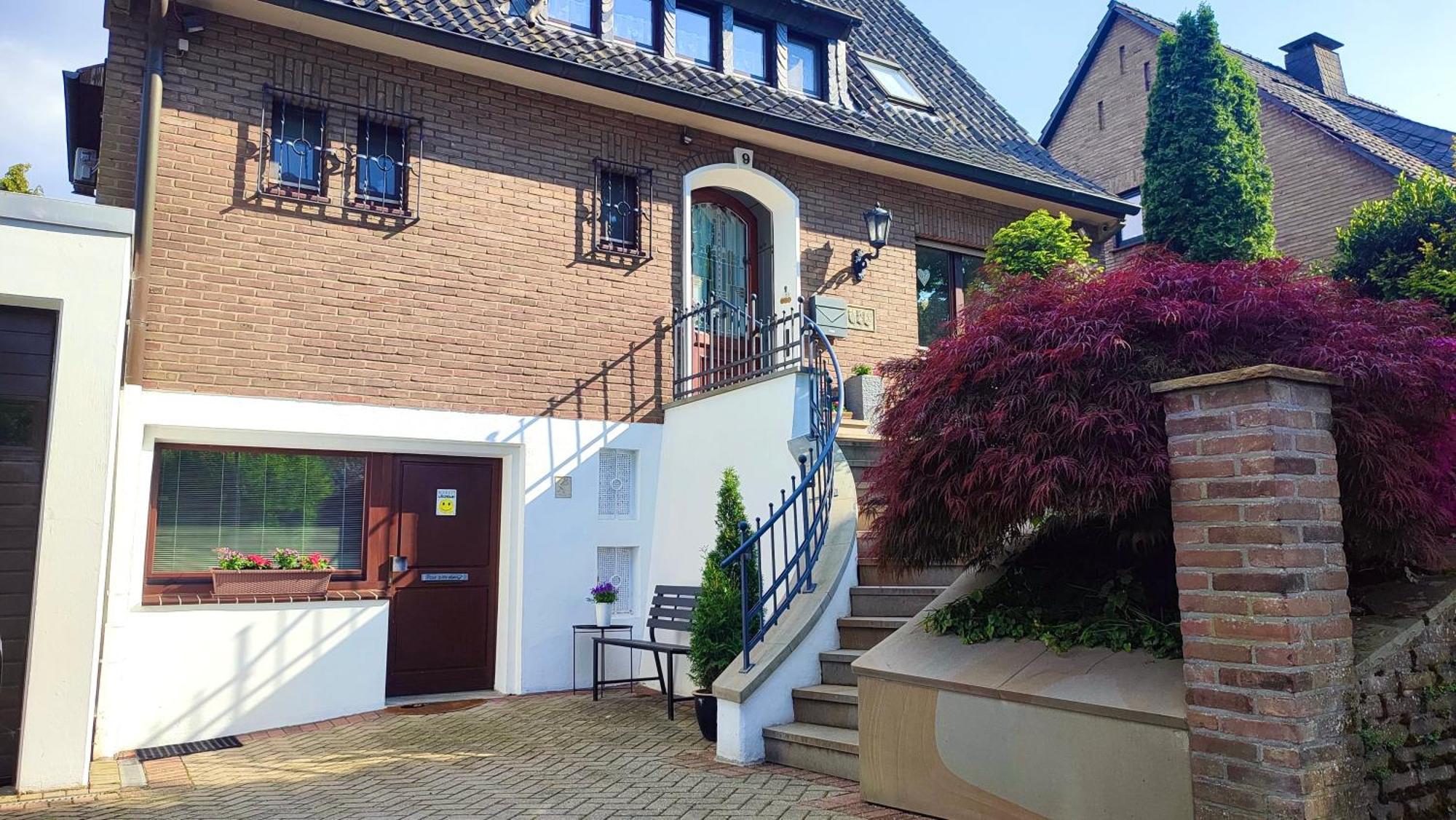 Xanten Basement Suite Экстерьер фото